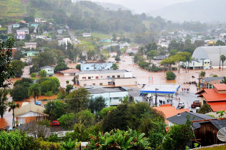Coronel Freitas, em SC, sofre com enchente este ano. (Foto: Prefeitura de Coronel Freitas.)
